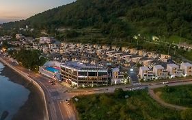 Arte Resort Spa & Pool Villa
